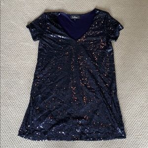 Glimmer LuLus T shirt V neck dress